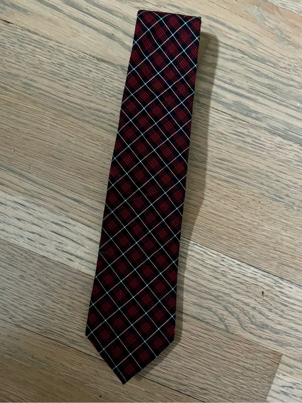 The Children’s Place Boys Plaid Poplin Tie Color:CLASSIC RED. Size: 8-14.